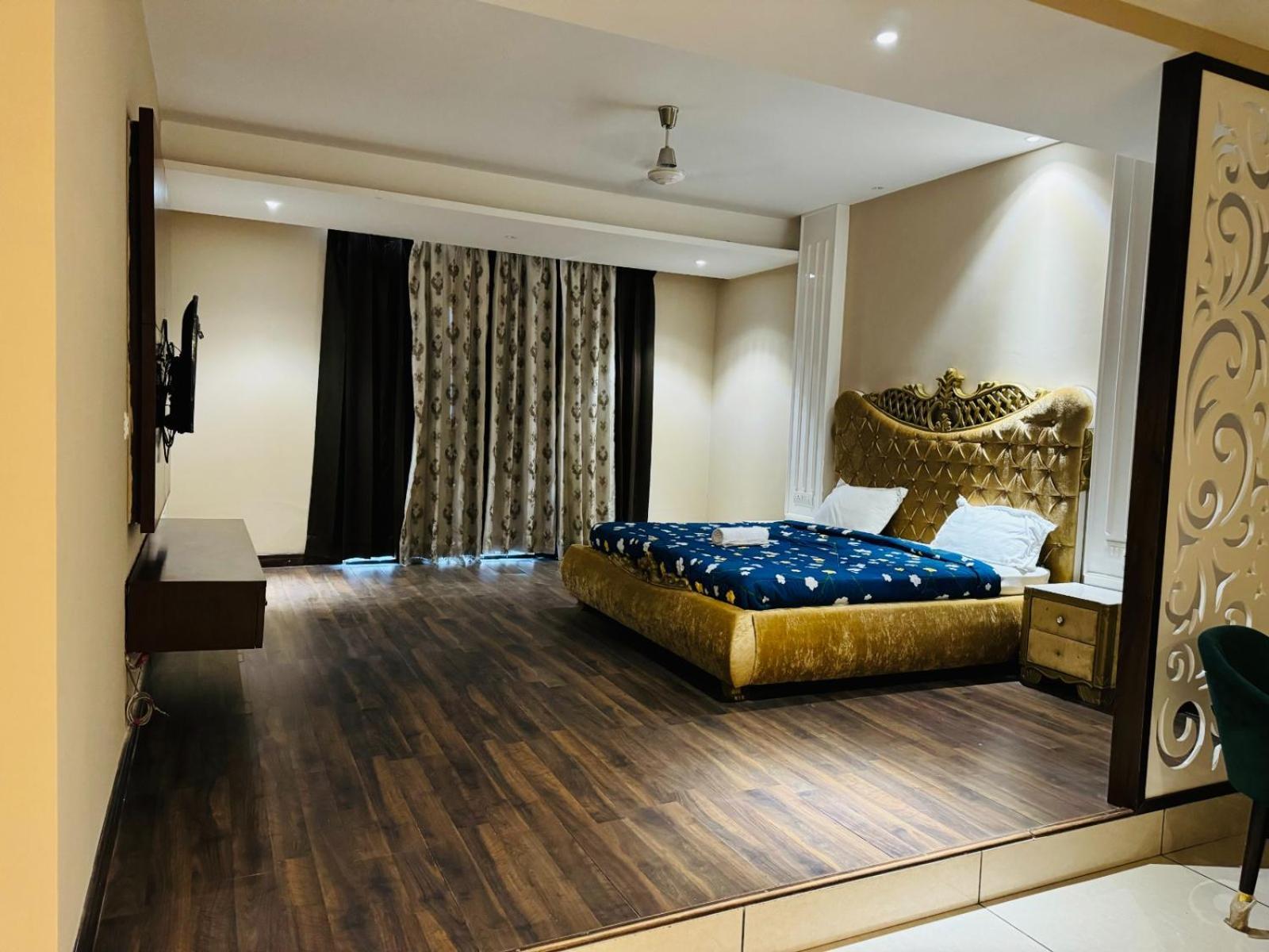 The Pearl Hotel Sirsa Kültér fotó